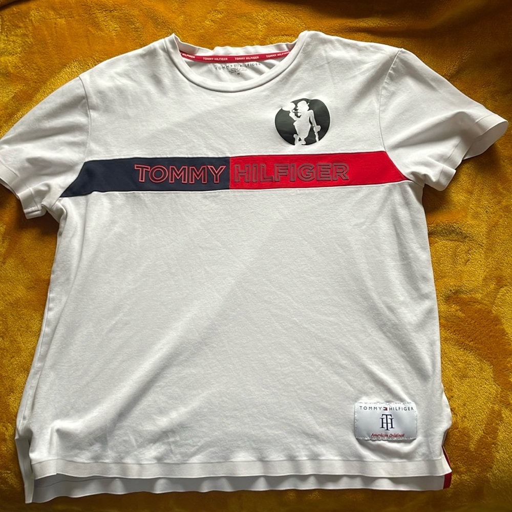 Tommy Hilfiger jersey material t-shirt size medium